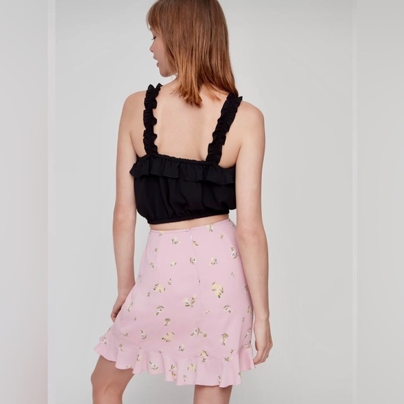 Aritiza Sunday Best - Hadden Skirt - Picture 2 of 11